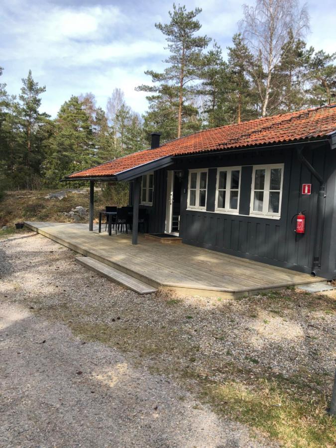 Haellestrand Cottage -Sillen Stromstad Exterior photo