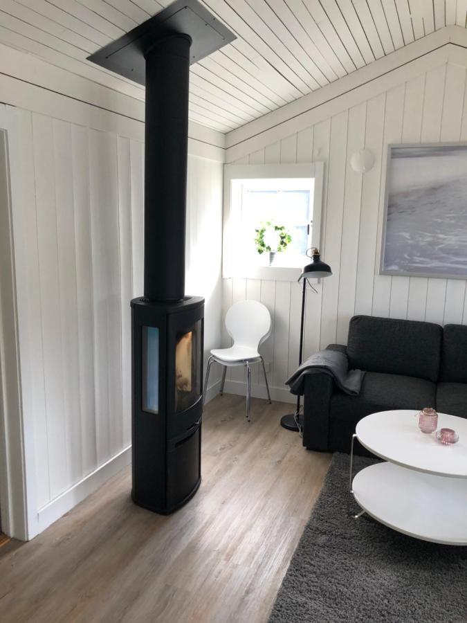 Haellestrand Cottage -Sillen Stromstad Exterior photo